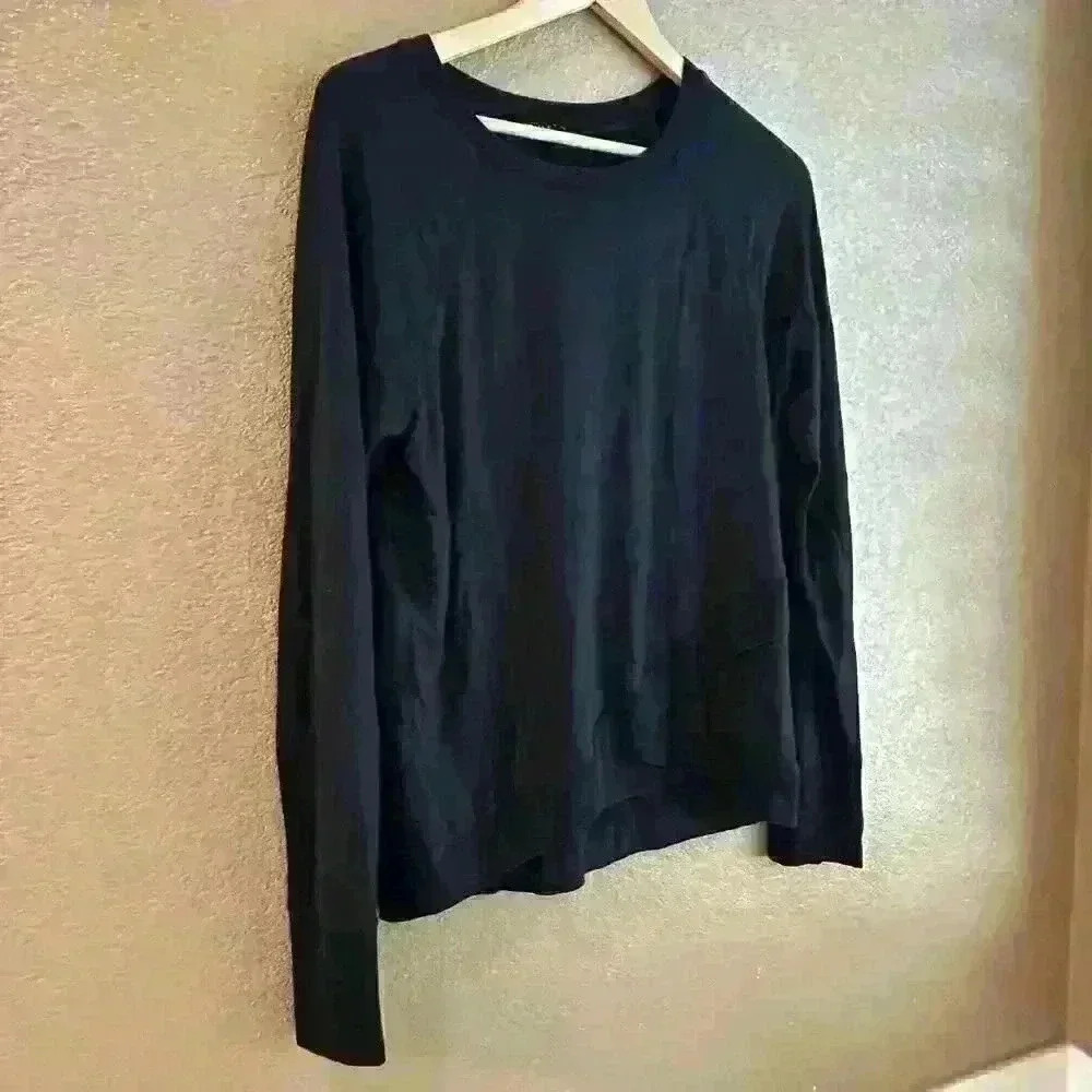 Athleta assymetrical long-sleeved top black women’s sz xs athletic